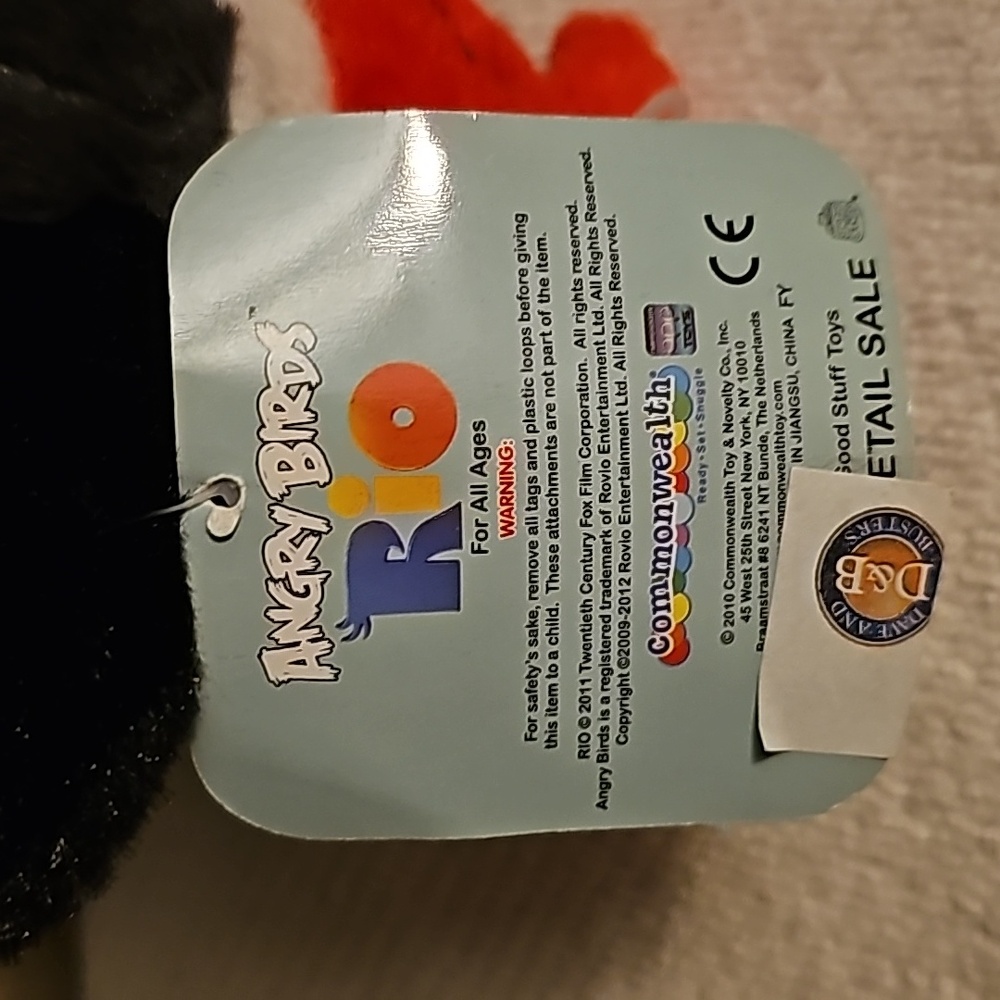 Angry Bird Rio - Picture 7 of 8